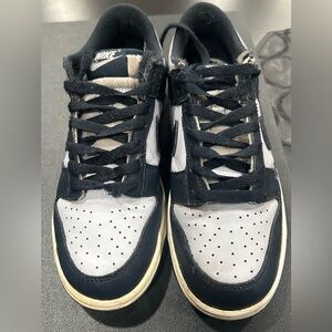 Nike dunks Georgetown 7Y